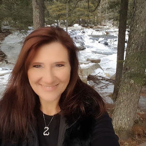 Meet your Posher, Lee